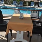 Oender Yildiz Hotel 3*