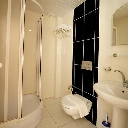 Oender Yildiz Hotell Kızılot