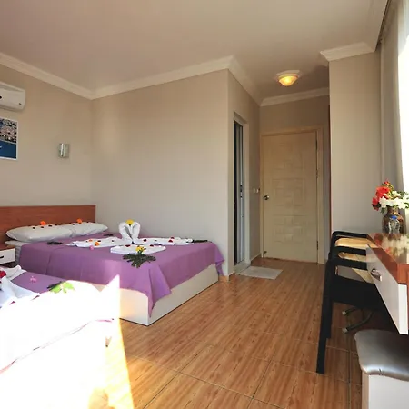 Hotel Oender Yildiz 3*