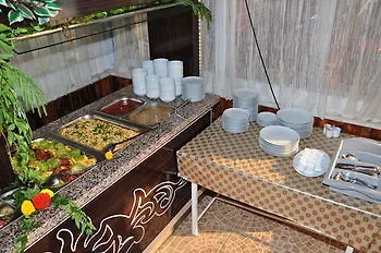 Hotel Oender Yildiz 3*